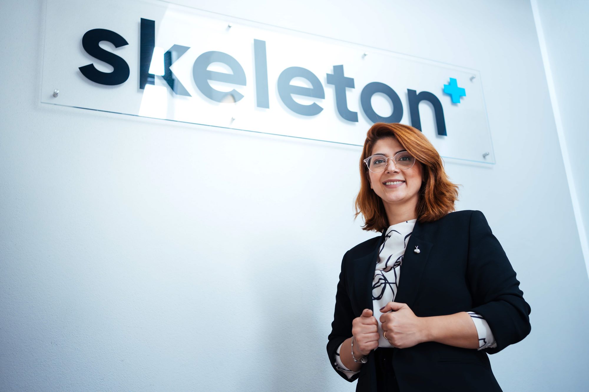 Anode scientist Dr. Öznil Budak works with Skeleton SuperBattery