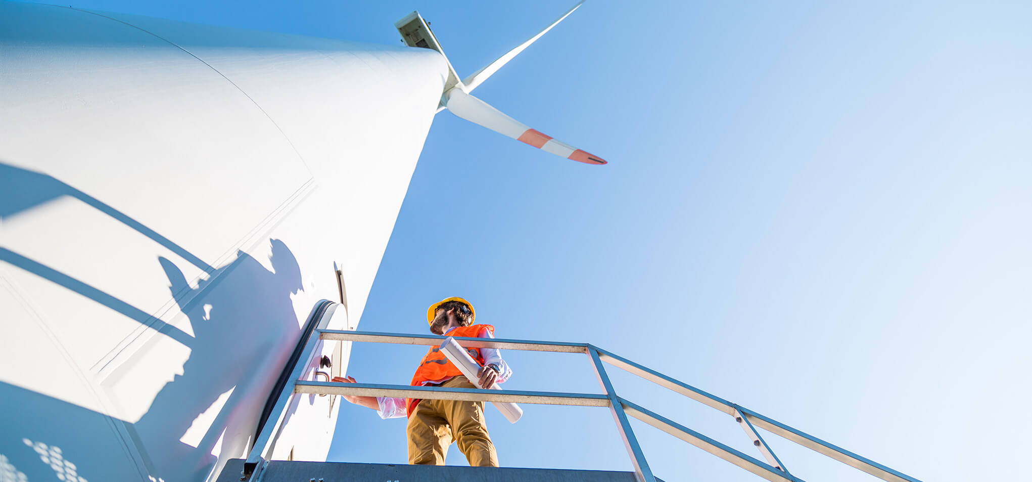 Wind turbine inertia skeleton supercapacitors